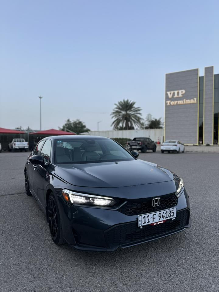 •	هوندا سيفگ 2025 سبورت
رقم بغداد (باسمي)  

      ماشية11 كيلو 

 • حادث جاملغ فقط وشبر من الباب 
  سياره جديده كلش بدون دواخل 

 • مواصفات السبورت معروفة ✔️

 • 3 أنظمة قيادة

 • داخل أبيض جلد + قماش

 • كشنات تدفئة

              

        السعر ..170 

       ***********
