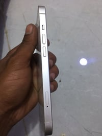 ايفون ١٤ بلاس • ١٢٨ • ابو غريب