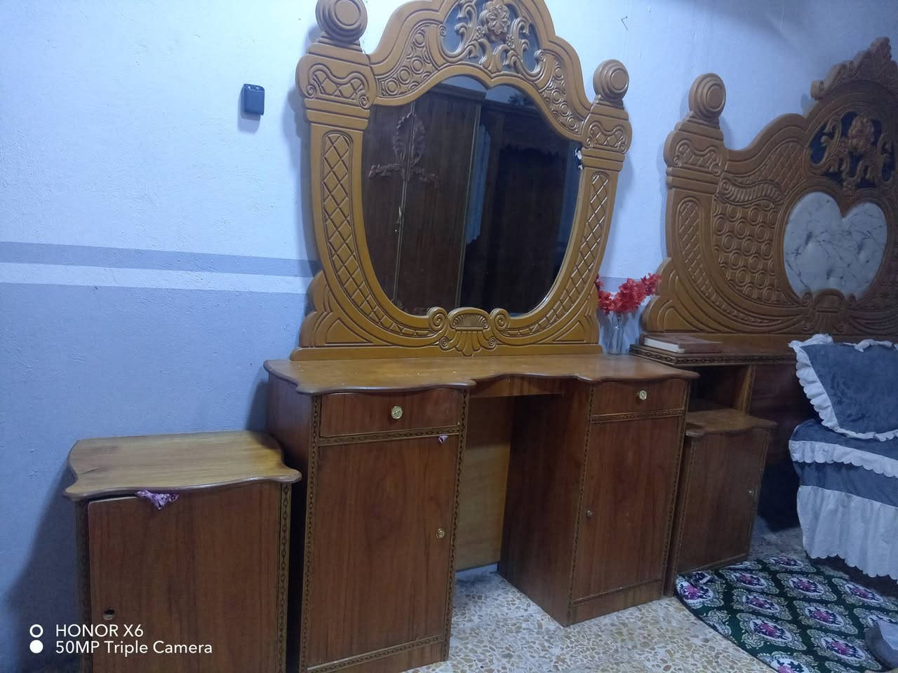 الغرفع البيع الغرفه بعدهي جديه
مكان النجف  السعر 750 رقم جهاز ***********
