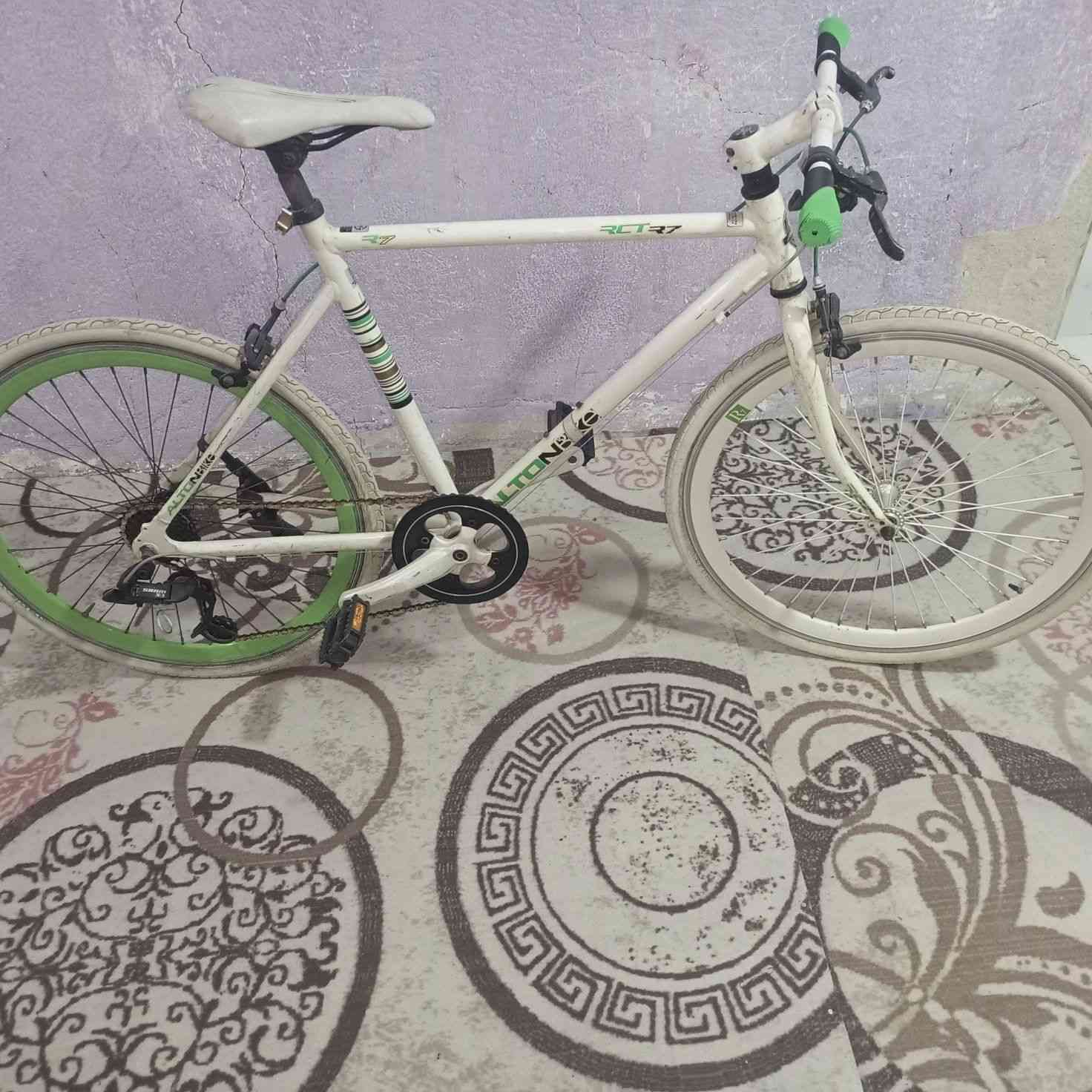 السلام عليكم بيسكلات باله البيع كلمن وسعره


**إذا كنت صاحب هذا الإعلان وتريد حذفه لأي سبب، رجاءا أرسل رسالة إلى الدعم الفني**