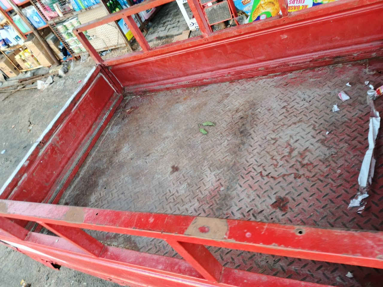 , ستوته ام تي ار موديل 13 مكاني بصره امن الداخلي ستوته نظيفه محرك جديد اكسن لطش السعر 1,400 
***********
