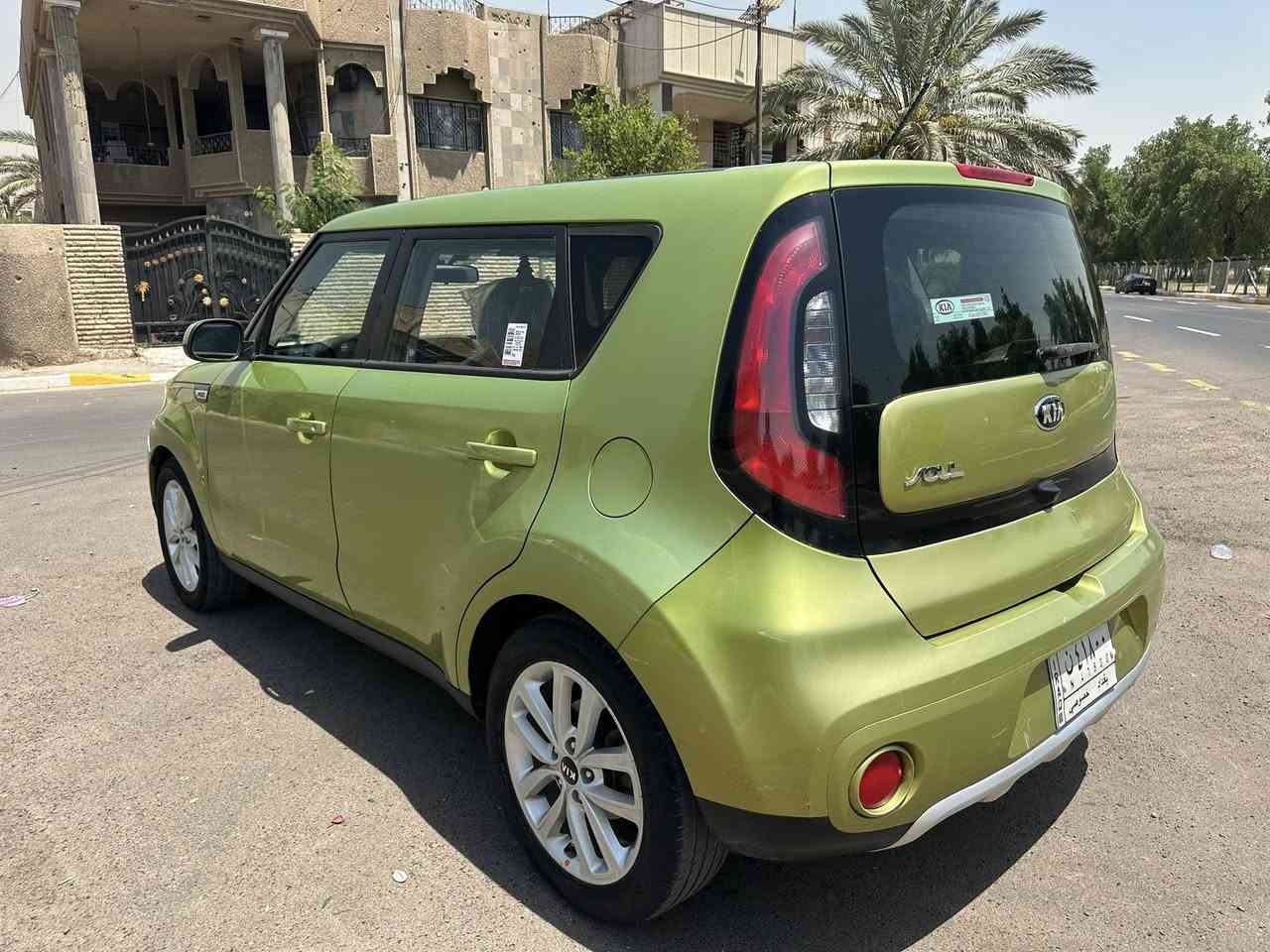 السلام عليكم كيه صول موديل  ٢٠١٧وارد أمريكي بيها بنيد مبدل فقط بدون ايرباك بدون دواخل مكينه ٢٠٠٠رقم بغداد تحويل مباشر السياره جديده و جاهزه مكينه وكير وحداديه وتبريد مكفوله العنوآن بغداد السعر 95وبيه مجال شي بسيط رقم ***********
