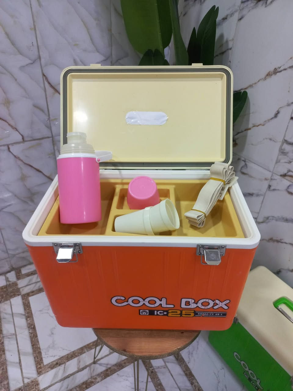 كول بوكس ياباني علامة الطاوس نضافه ٩٨بالميه للاستفسارخاص يوجد توصيل


**إذا كنت صاحب هذا الإعلان وتريد حذفه لأي سبب، رجاءا أرسل رسالة إلى الدعم الفني**