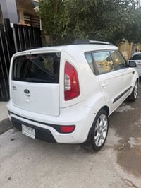 كيا سول٢٠١٤ خليجي وكالة الدولية العراقية السيارة مكفولة ماشية ٧٧ الف ك...