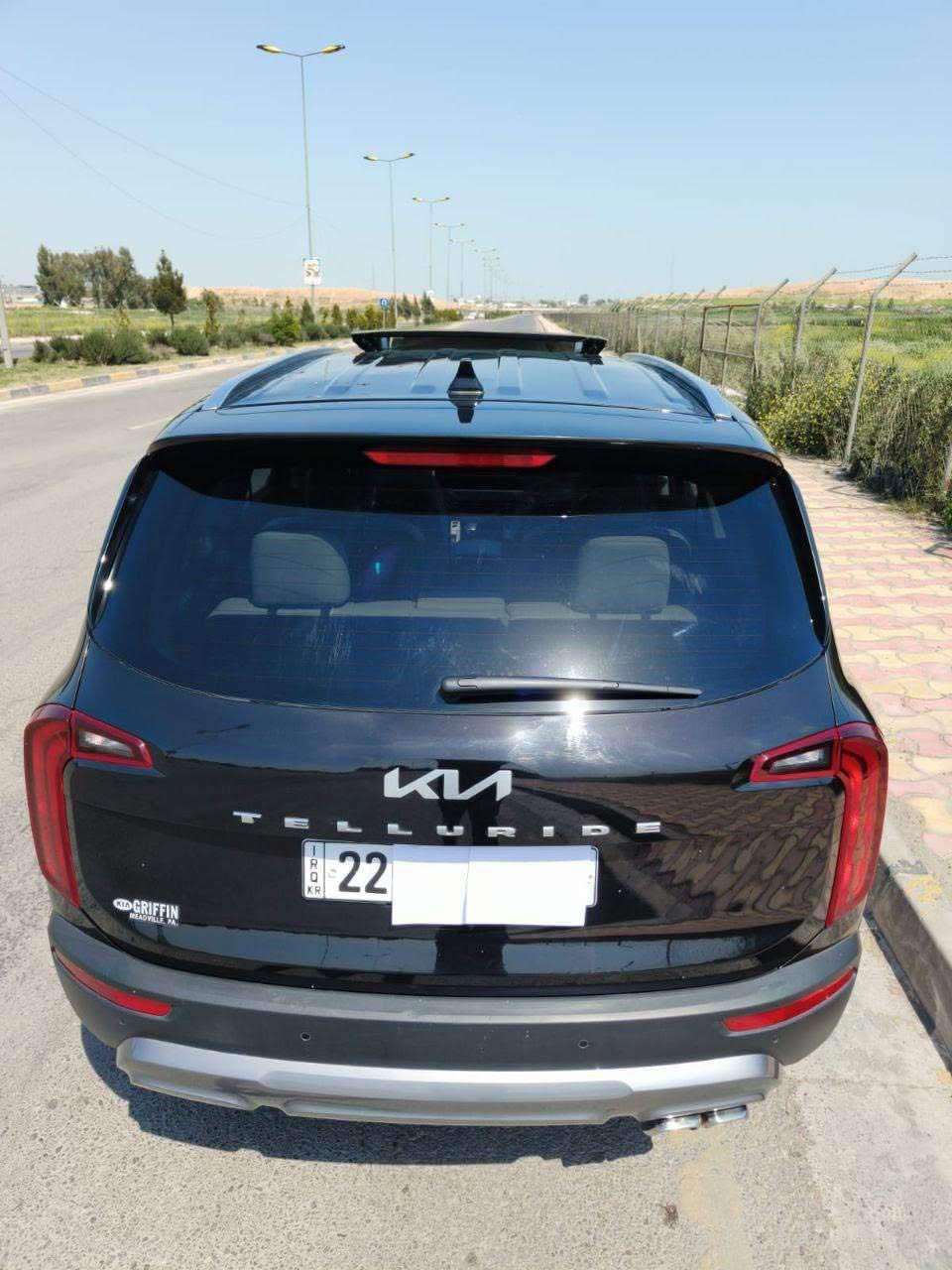 النوع : كيا تيلورايد Kia Telluride S

المكان : بغداد

الموديل : 2022

اللون : كرزي

الحادث : السونار مرفق ويه الصور

عداد المسافة : 14000 ميل فقط

حجم المحرك : 6 سلندر ( 3.8L )

ناقل الحركة : گير اوتوماتيك وعادي من 8 سرعات

ملاحظة : السيارة مرقمه اربيل الرقم الانكليزي الجديد ( 22 ) وكاملة وجاهزة بإسم صاحبها وشرط التحويل 

المواصفات : S

داخل ابيض

شاشة كبيرة

فتحة سقف

كشنات جلد تدفئة

كشن سائق تحكم كهربائي

تحكمات ستيرن جهتين

تبريد وتدفئة قطعتين امامي وخلفي

مثبت سرعة ذكي تفاعلي

رادارات امامي وجانبي

نظام نقطة عمياء

كاميرا دوارة

بصمة أبواب وتشغيل وجنطة

تشغيل عن بعد

قيادة ذاتية

اوتو ستوب توقف تلقائي

نظام تحديد مسار

سايد بريك بصمة

أنظمة قيادة متعددة ( رياضي ، اقتصادي ، عادي ، ذكي )

مانع انزلاق

وبقية المواصفات المعروفة

السعر : 18500$ بيها مجال للشراي


**إذا كنت صاحب هذا الإعلان وتريد حذفه لأي سبب، رجاءا أرسل رسالة إلى الدعم الفني**