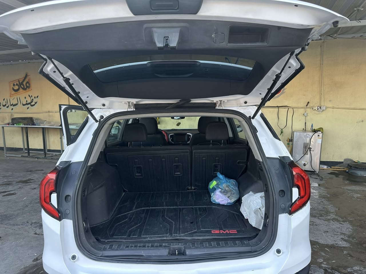 بسم الله ما شاء الله توكلنا على بركة الله
______________________________________
#اعلان_بيع_سيارة

🔷السيارة : جي ام سي تيران SLE
🔷سنة الصنع 2022
🔷اللوحة : اربيل
🔶السعر : 165 ورقة بيها مجال بسيط
🔷الضرر : تبديل وصبغ قبق الجنطة فقط. (صور الضرر مرفقة بالاعلان)
🔷ضرر الايرباك : بدون ضرر.
🔷رقم الشاصي : 3GKALMEV2NL116922
______________________________________
🔷المواصفات:
🔹حجم المحرك 4 سلندر 1.5L توربو 
🔹عداد المسافة 68 الف ميل 
🔹رادار امامي
🔹تنبيه الخروج عن المسار
🔹كرسي السائق كهرباء
🔹تدفئة الكراسي الامامية
🔹ويل كب حجم 17 انج مع اطارات بحالة جيدة
🔹لايتات LED بالكامل
🔹شاشه تحكم بالايعازات
🔹تحكم ستيرن جهتين
🔹بصمة ابواب وتشغيل وتشغيل عن بعد
🔹مع باقي المواصفات الاعتيادية
————————————————————————
☎️ التواصل واتساب *********** 
📍بغداد - مدينة بسماية
#GMC #TERRAIN #تيران
