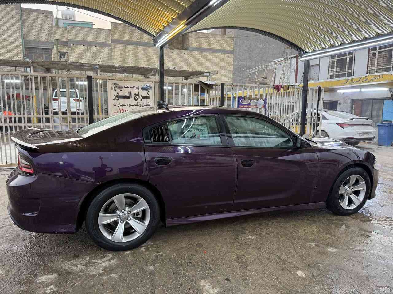 جارجر موديل 2021 GT للبيع 
السعر 179 وبيها مجال بسيط
صور الحادث موجوده بالمنشور  
كير + مكينه مكفول 100‎%‎
مكينه 6 سلندر 3600 
ماشيه 96 ميل حقيقي
عليها منظومه غاز + لد نهاري
مواصفاتها معروفه
بصمه تشغيل + دخول ذكي + تشغيل عن بعد + شاشه كبيرة + كامرة خلفيه + كشن كهربائي وبيها هواي مواصفات  
السياره جاهزه وخير من الله 
التبريد قطعتين قبل شهر مبدل فريز 
رقمها بغداد بأسمي تحويل مباشر
مكاني بغداد البلديات
للاستفسار / ***********
