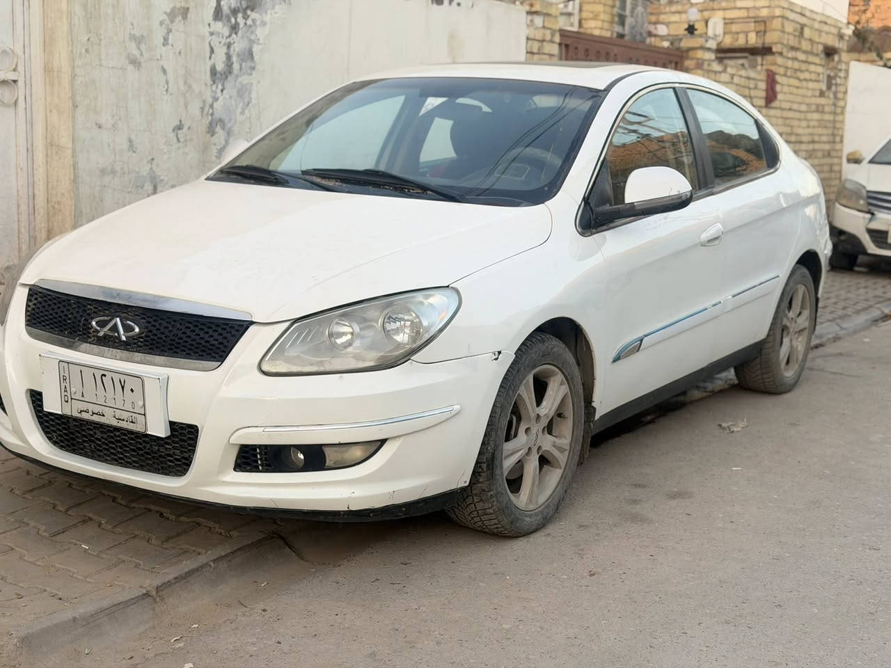 السلام عليكم 
سياره للبيع موديل ٢٠١٢
مكفوله كير مكينه حداديه تخم تاير تبريد 
مالكه موجود تحويل ثاني يوم السياره جاهزه على آخر حبابه 
أي ستفسار ***********
