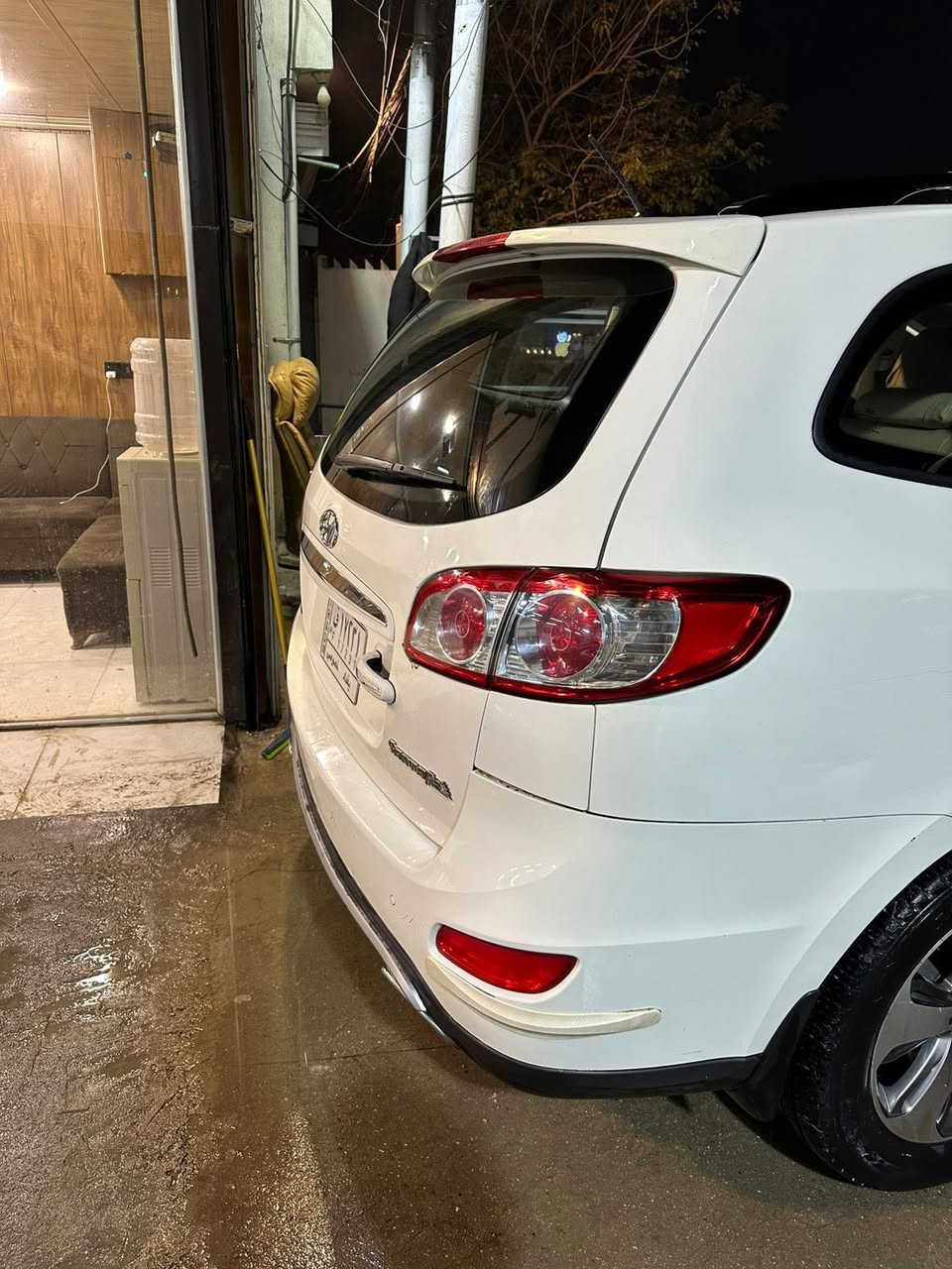 السلام عليكم
سنتافيا 12 خليجي استلام شركة 4 سلندر كامل المواصفات مكفول من الصبغ والتبديل 
نظيفة ماشية 149 الف مواصفاتها: ثلاجة داخلية - اشاير بالمري - فتحة-داخل صاجي -شاشه 
السعر: 165 ورقه وبيها مجال
***********
