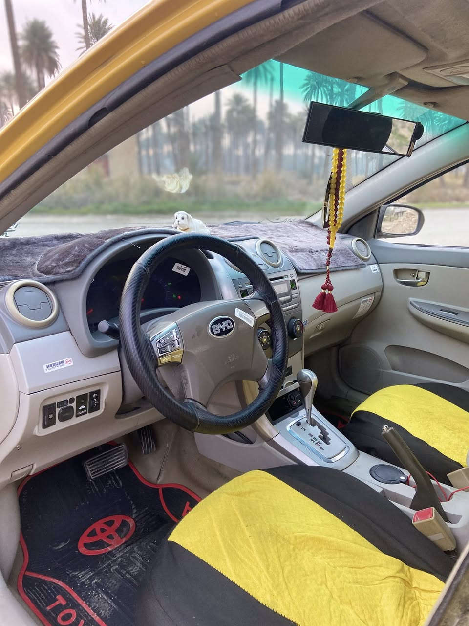 السلام عليكم للبيع بي واي دي موديل 2013 رقم بغداد انكليزي باسمي سنويه 2026 هزه جديده بدون نقص كير اوتو محرك كفاله تايرات نضاف بيها ضربه بسيطه بالباب سايق صدر امامي خلفي نضيف تبريد تدفئه شغال باتري جديد السعر 60 وبيها مجال حك جيتك
مكاني ديالى
0771 986 8655
