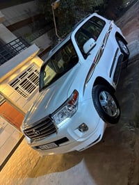 لاندكروز 2012 للبيع سياره نظيفه جداً جداً جداً واضحه بـ صور  سياره فطي...