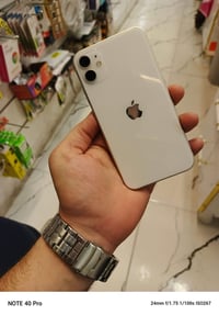 ايفون ١١ • ١٢٨ • بطارية ٩٥