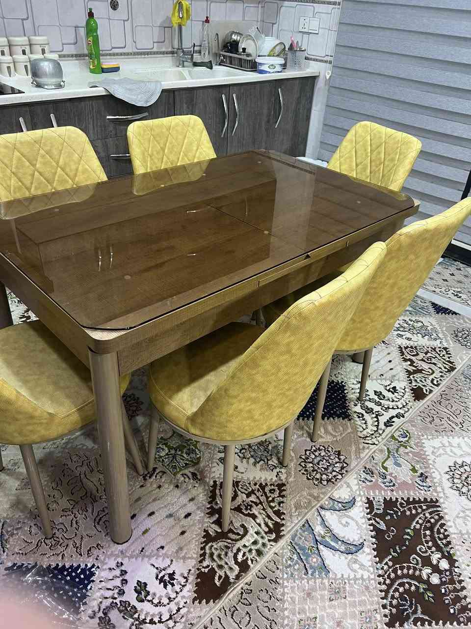 ميز طعام 6 كراسي البيع   الي يريد يتفضل خاص.   نظيف ميز


**إذا كنت صاحب هذا الإعلان وتريد حذفه لأي سبب، رجاءا أرسل رسالة إلى الدعم الفني**