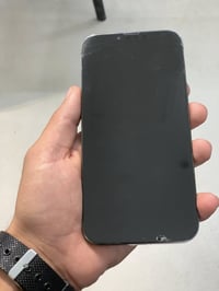 ورحمة وبركاته أيفون 13 برو ماكس لبيع ذاكره ٢٥٦ بطاريه ١٠٠ مستبدل شاشه ...