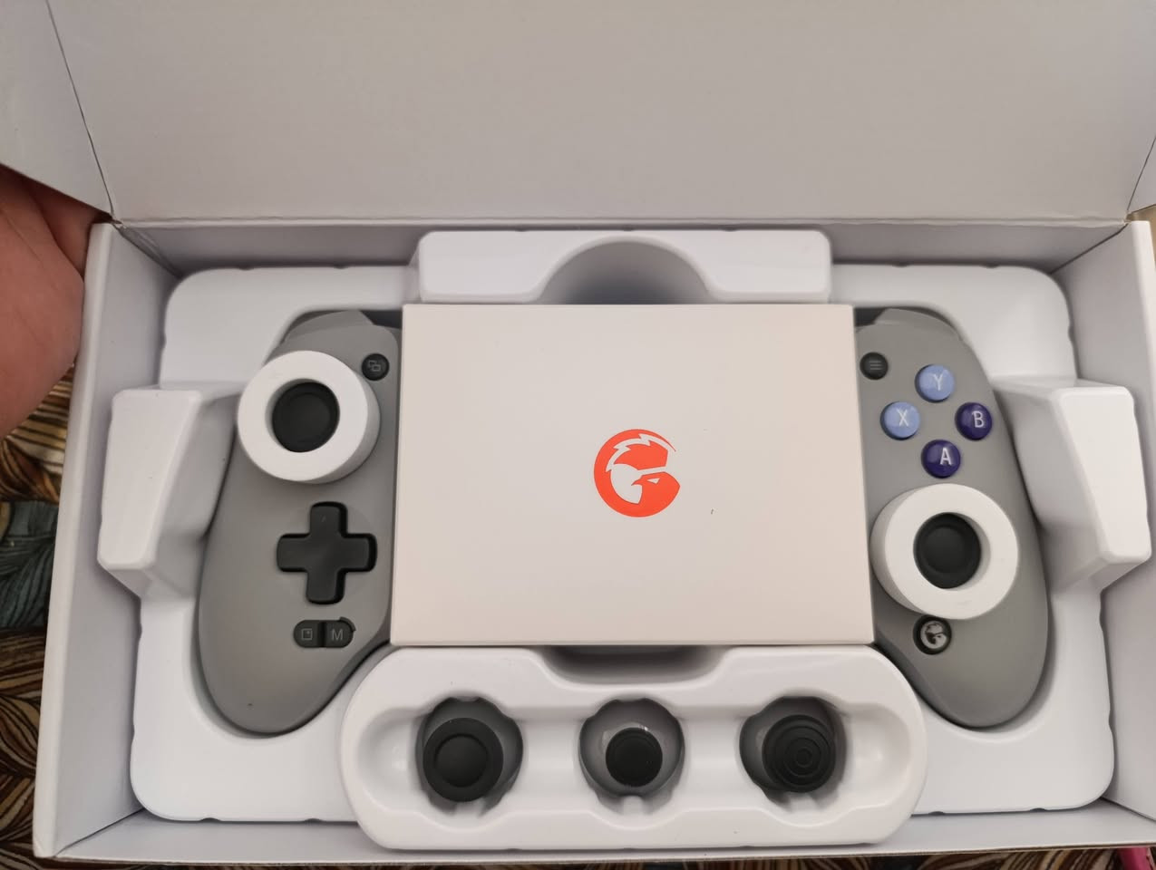 جوستك موبايل جيم سير جاليو
الغني عن التعريف 
جديد و مفحوص شغال 100% و ع الفحص 
السعر 43 مع التوصيل قفل
🔒


**إذا كنت صاحب هذا الإعلان وتريد حذفه لأي سبب، رجاءا أرسل رسالة إلى الدعم الفني**