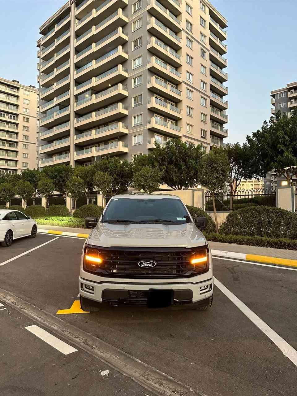 ford f150 2024
مەکینە ٣.٥ هایبێرد
٢٥٠٠٠ کم ڕۆشتووە
موسەفاتxlt black top
ڕەقەم سلێمانی بۆیاخ تەنها جەمەلەخی لای سایەق و بۆدی لای سەیەق بۆیاخە

1FTFW3LD8RFA92753رەقەم شاصی
بۆ زانیاری زیاتر پەیوەندی بکە بەم ژمارە*********** السليمانية, العراق
