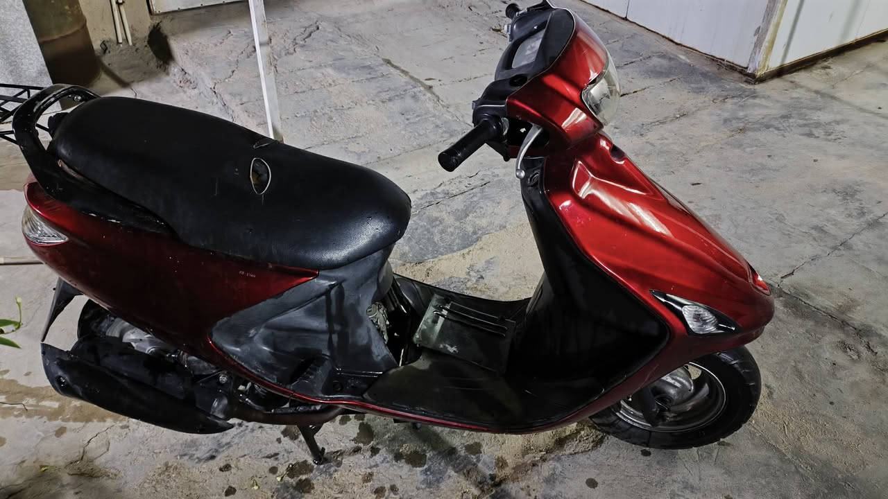 دراجة فراشة للبيع
شغالة سلف و هندر و كل الكهربائيات
فتحت الكابريته نظفتها و رجعت شديتهه ما اشتغلت ماعرف شنو السبب و عفتهه ما سويتها لان عندي شغل
اريد ابيعها على وضعها الشراي يتصل او يراسل واتساب
***********
مكاني الزبير سوق سوادي
