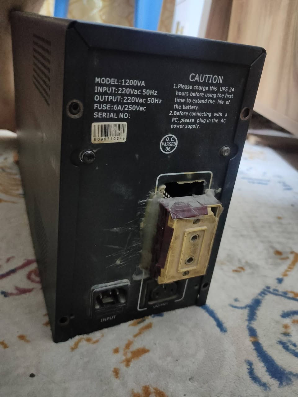 السلام عليكم ups اوفلاين عدد ثنين واحد ١٢٠٠ واحد اعتقد ١٥٠٠
شغالات واحد بدون بطاريات والثاني بي بطاريات بس ضعيفه يرادلهة تبديل
مكاني بغداد البياع الشراي يدفع بيهة سعر بما يرضي الله وياخذهة 

 ***********

