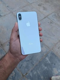 ايفون اكس ماكس • ٢٥٦ • بطاريه ٥٥%