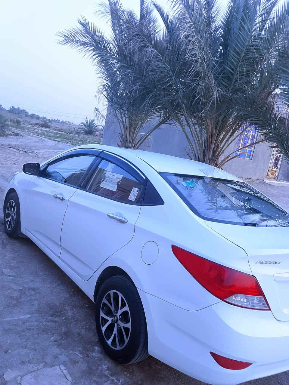 اكسنت 2014  وارد خليجي  حره سنويه 28 رقم بصرة تحويل محرك 1600 كير تبريد حداديه تخم تاير كارتون مواصفات فتحه اشارة بالمري شاشة تاب كامره خلفيه تحكمات سترين بيها تبديل جاملغ امامي اصلي وصبغ دوس والباقي كفاله  السعر 88 لاتصال علئ الرقم ***********
