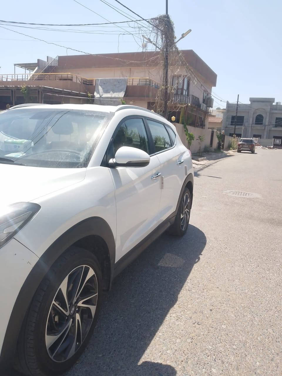 تكسان ٢١ بيه بارد سانتيمات بدون صبغ بدون حادث السعر٢٠٠  رقم جديد اسلمانيه ***********   مكان كركوك
