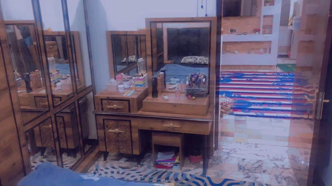 للبيع بسعر مليون و١٠٠ وبيها مجال


**إذا كنت صاحب هذا الإعلان وتريد حذفه لأي سبب، رجاءا أرسل رسالة إلى الدعم الفني**