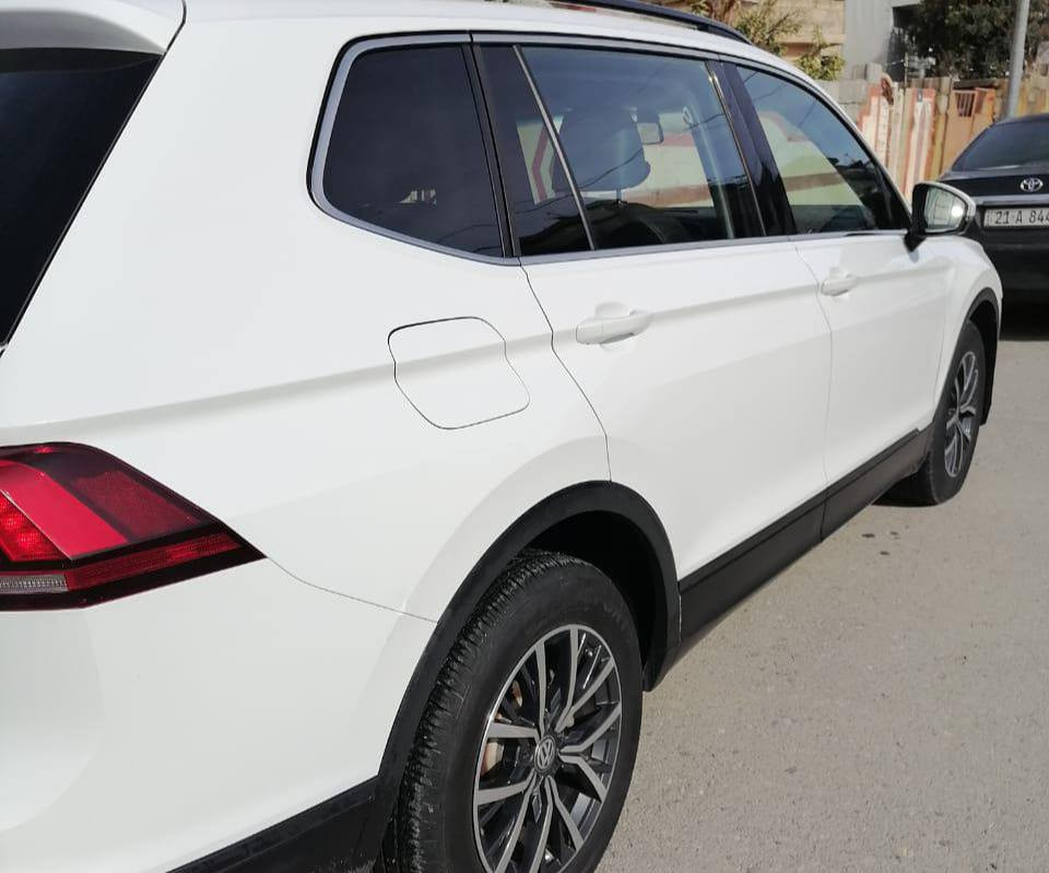 ڤۆلکسواگن تیگۆن Se 2019 White 2.0L 4 
مواسەفات بەسمە برێک
 بەسمە ئۆتۆ هۆڵد 
دەبڵ ئەکسل ،کوشن کارەبا،،
۳مۆدی لێخورین ئیکۆ سپۆرت نۆرماڵ،کامل ڕادار،کوشین جڵد، شاشە وکامێڕا  
سەیارەکە رەقەم هەولێرە بە ناوی خۆمانەوەیە 
٥٩ هەزار مایل رۆیشتوە  
یەک پارچەی گۆراوە بە بیلادی بۆنیتەکەی دوو سئ پەڵەی  بۆیاخە بێ ناو گرتن بئ ئێرباگ

سعر لە کۆمێنت داوابکە ڕاستەخۆ بۆت دیت 📩 

گێرو مەکینەو کارەبایی هەمووی بەشەرت  هیچ مەسرەفێکی تێدا نیە 
3VV2B7AX7KM182868
سەنەوی تا مانگی ١٢/٢٠٢٦ تازەیە 
شوێن /قەلادزی 

ژمارە مۆبایل 
*********** 
***********
