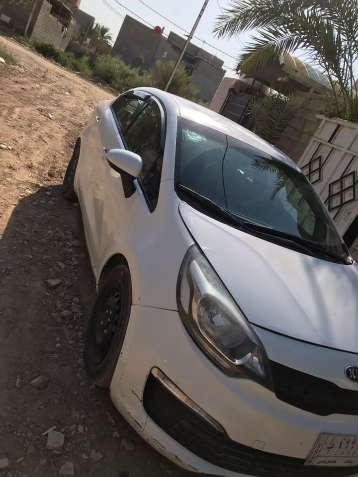 السلام عليكم كيا ريو بيها مكانات صبغ بدون دواخل السعر72وبيها مجال رقم بغداد تحويل رقم التلفون ***********

