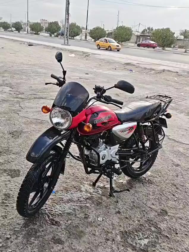 السلام عليكم دراجة بوكسر جبلي نضيفة كلش تجي تفحصهه وتشوفهه كدامك ولحد ماتقتنع تاخذهه وتروح مرقمة رقم بغداد موديل 2023 كاملة اصولية سنوية بيهه وسعرهه 2300مليونين وتلث ميه وبيهه مجال اني مكلف بنشر هذا رقم صاحبهه خابره واتس اب او عل رصيد مكانهه كربلاء المقدسة ***********
