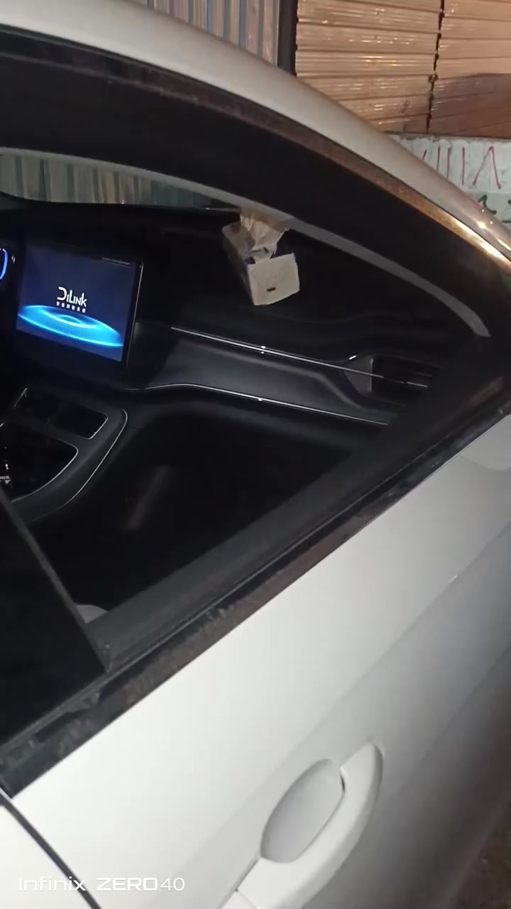 العنوان بغداد البياع حي الحسين مقابل محطة وقود حي العامل
***********
