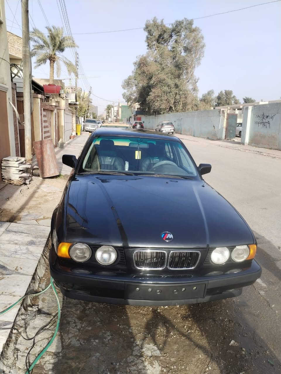 بي ام موديل 1990حجم 535 كير اوتو اربعة جام كهرباء  سنتر لوك سلايت روف رقم بغداد مكان  بغداد حي الإعلام يوجد وات ساب ***********   ملاحظة مفقودة سنويه بيه كتاب قاضي تفاصيل سنوية من مرور وعندي سنوية استنساخ سعر 48 بيهه  مجال
