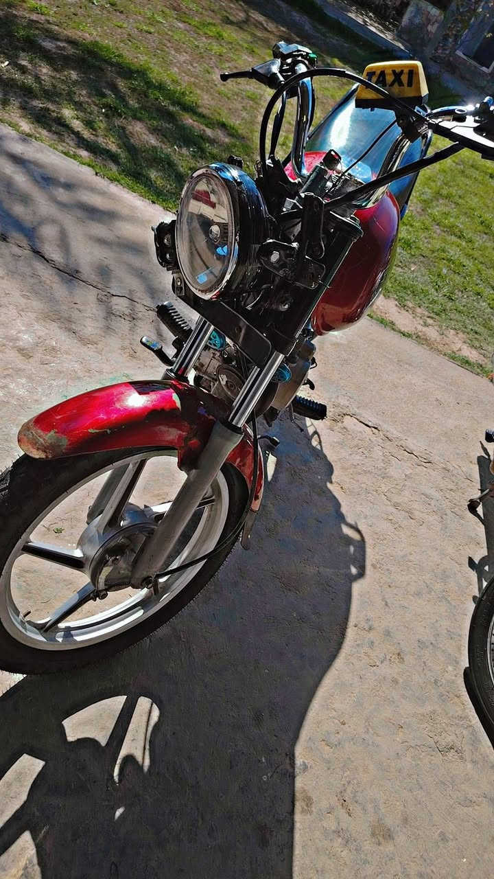 سلام عليكم دراجه بوكسر4كير موديل18اوراق اصولي السعر 600وبيه مجال قليل متواجد عل خط فقط ***********
