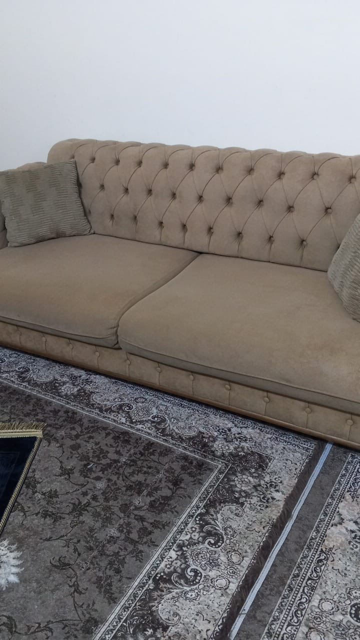 كاونتر تفصال نظيف جدا
ميز طعام ٦كراسي نظيف 

تخم تركي ١٠مقاعد نظيف جدا جدا 

المكان 

الكاونتر حي الجهاد 

التخم والميز حي الاعلام


**إذا كنت صاحب هذا الإعلان وتريد حذفه لأي سبب، رجاءا أرسل رسالة إلى الدعم الفني**