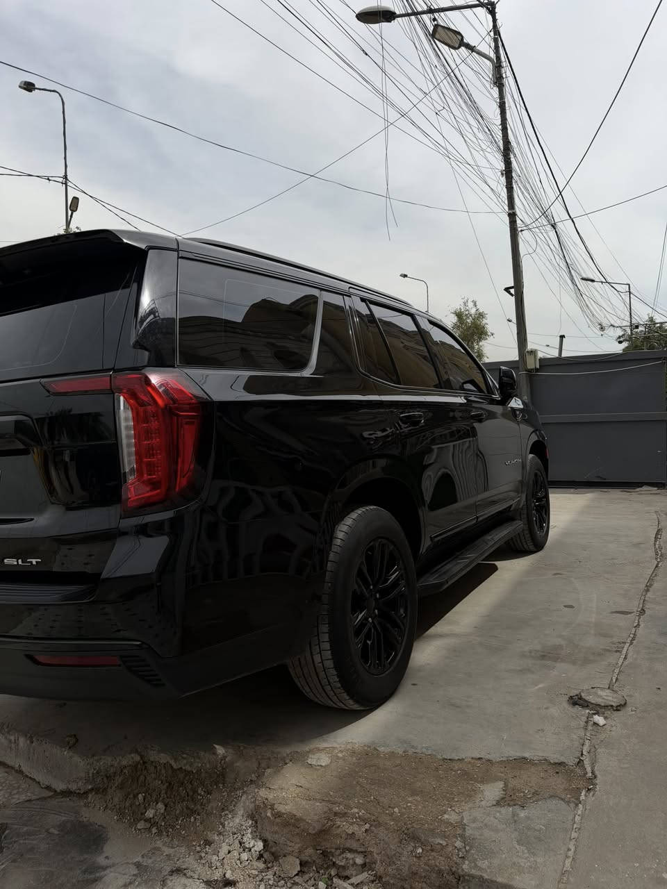GMC يوكن 2023 SLT
خليجي شركه منصور 
ماشييه 61 الف فووول مواصفات 
سياره فوول ١/١ 
ملاحظات:-
واحد مكان رصعه ما معدله 
سيارة لوك لوك باقية كلش حلوة نظيفة جديدة
كل غراض بلادي موجود
بدون  صبغ ولا تبديل 
مابيها اي شي كلش كلش مرتبة لوك
محرك كير بشرط مامفتوح 

وسيارة باسمي تحويل وكالة مباشر

مواصفات SLT فــوول
بانوراما 
ثلاجة 
شغال 
كشـن جلد
كشـن تبريد تدفئة 
ستيرن كهربائي 
رادار 
خمس كامرات
دبل اكسل 
تبريد مركزي
كشـن هزة 
صندوك سحب جك
رادار مرايات
حساس امامي وخلفي 
شاشه كبير 
شاشات خلفيه
للاستفسار 
***********
