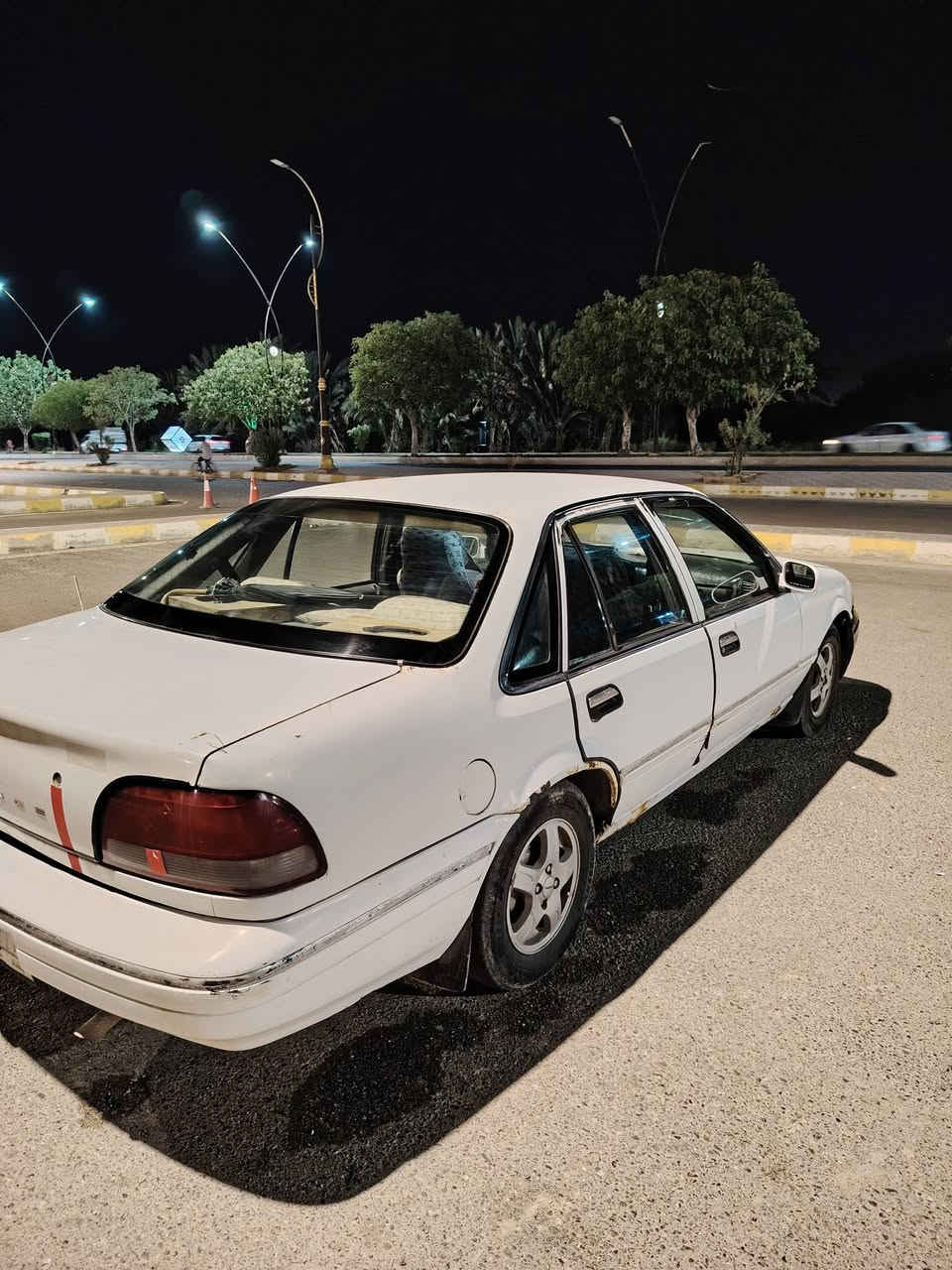 دايو برنس (فراشة)
موديل 1996
منظومة تبريد كامله (تبريد ثلج) 
رقم بغداد سنوية باسمي
دواخل جاهزه 
غرفتة حلوه 
محرك 1800 جاهز لا تنقيص ولا تبخير
كير اوتو جاهز
حدادية جاهزه
تايرات جديد
العنوان :الفلوجه الصقلاويه 
*********** 
***********
السعر $ 36
