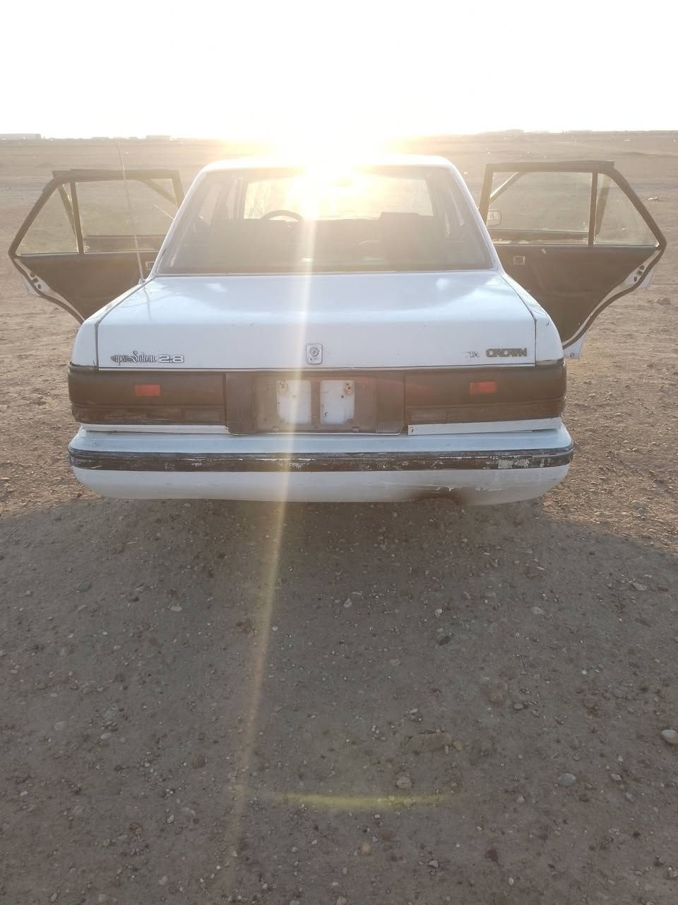 بيع مستعجل 
السلام عليكم سيدان مال مزاد موديل 1990 كير عادي كهربائيات شغاله مكينه ابلاديه نضيفه  صدر نضيف تايرات نص عمر مكان تكريت 
***********
