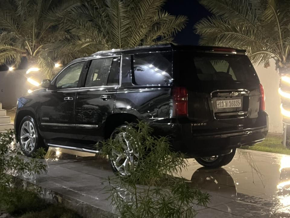 تاهو 2015 سياره جديده ماشيه 170 كيلو بدون صبغ فقط ثلاث قطع تبديل شركه بدون صبغ السياره Lt رادار جنطه كهرباء تحديد مسار جلد السعر 290 مكاني ديوانيه ***********
