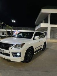 لكزز 2014 Lx 570 بريم الموصفات 5.7 8سلندر السياره مناقصه كلشي الون ابي...