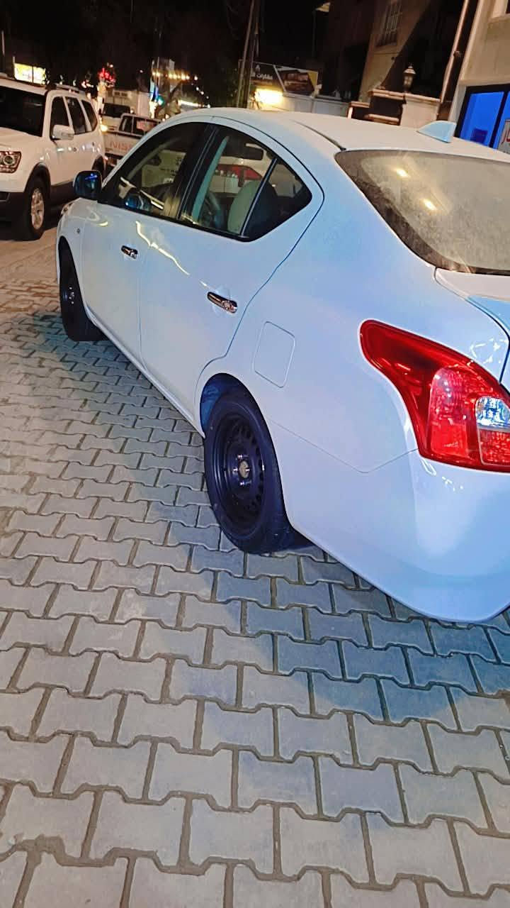 السلام عليكم
نيسان هندي موديل ٢٠٢٤ ماشيه ٣٣ مكفوله كفاله عامه عده باررد ع كد اربع اصبابع بين البابتين بسمي شخصين السعر ١٢٠ وبيها مجال قليل مكانه الاعظمية ***********
