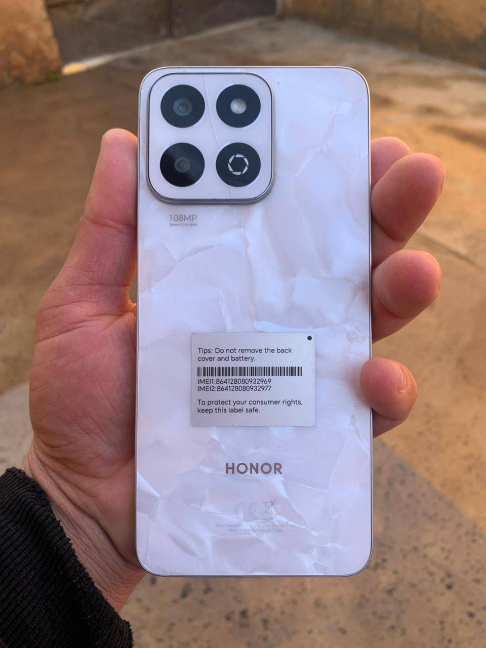 جهاز هونر اكس 7 سي ذاكره 256 رام 16 معالج سناب دراكون 865 بطاريه 6000 جهاز بشحن 3 ايام شرط جهاز كارتونه ويا بعدا جديد نضافه 95 كامرا 108 ميكا ب160 وبي مجال شي قليل شعندك مراوس نزل ***********
