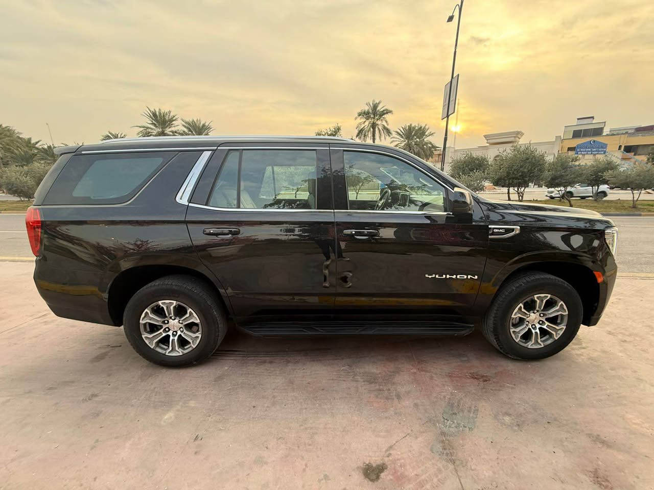 سلام عليكم

يوكن 2024  SLE 

وكاله المنصور 

مكفوله

ماشيه 24500 

مكان السياره بغداد 

الاتصال*********** واتساب 

او. ***********

السعر 51500 ‬الف دولار بغداد, العراق
