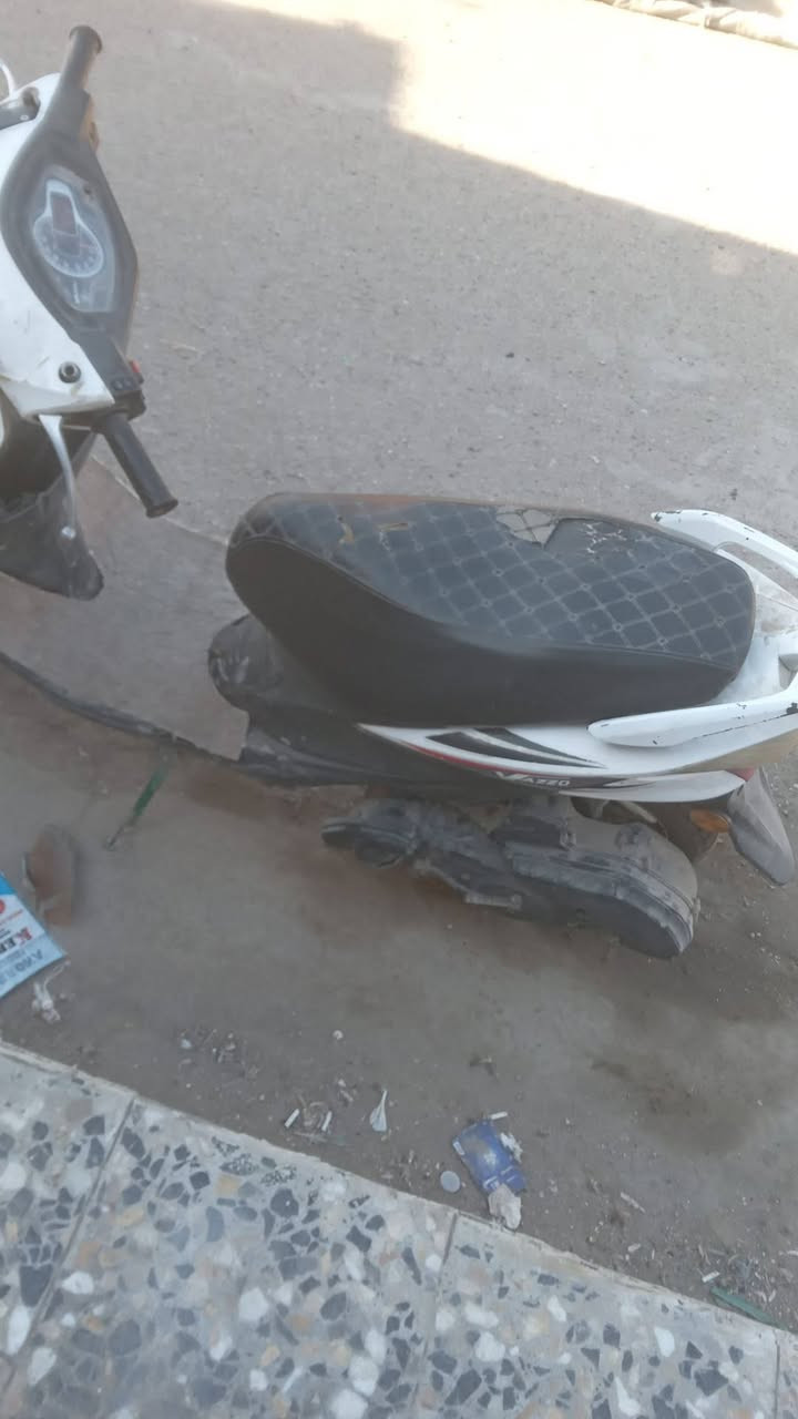 السلام عليكم عندي دراجة ادرس ماكس  للبيع شغل باي وقت سلف كاملة سرعة 140 شغالة سعر 450وبيها مجال بغداد الدورة عمارات الصحة ***********بي وات ساب
