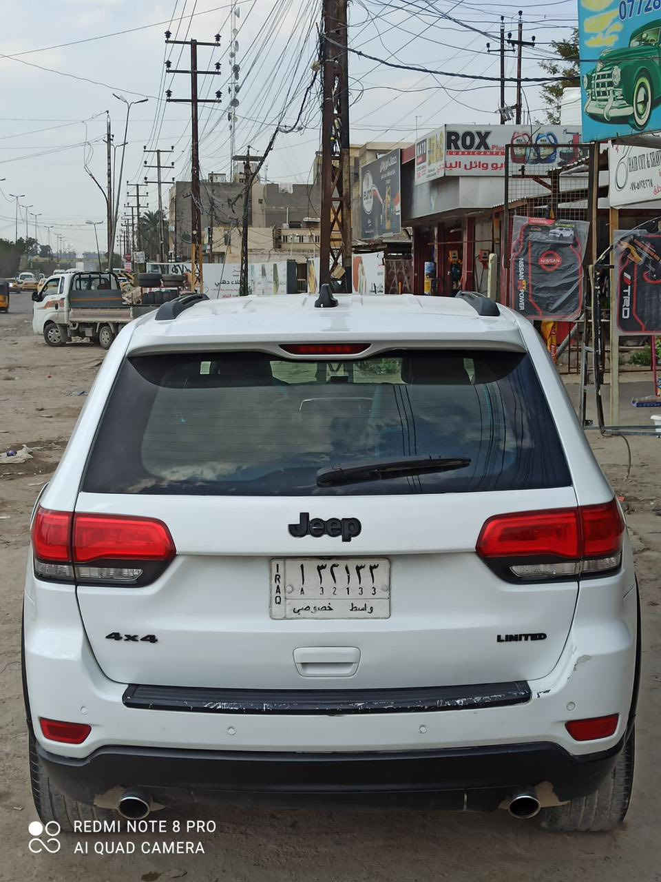 السلام عليكم جيب موديل 14 مصبوغه عام سياره جاهزه وكامله مكاني بغداد السعر ((150)) بي مجال ***********
