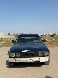 بي ام 1992//  رقم بغداد تحويل535 صل كير محرك انضاف صدر 70بل100كهبرايات...