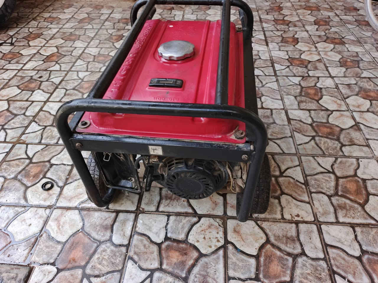 مولد استرا 12 امبير نظيف وجاهز سلف وحبل نقص بس باتري السعر 125


**إذا كنت صاحب هذا الإعلان وتريد حذفه لأي سبب، رجاءا أرسل رسالة إلى الدعم الفني**