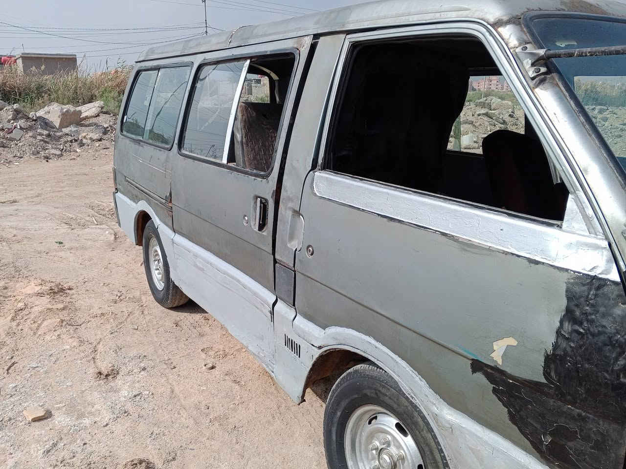 سلام عليكم كيه بسته للبيع تخم تأير وباتري جديد دوشمه حلوه مكينه خير من الله كير بس النمره الرابعه ما تجي راعيه ما اندله اتكفل من سرقه وعشاعر فقط السعر ١٢ ورقه وبيها مجال بسيط مكان واسط ***********
