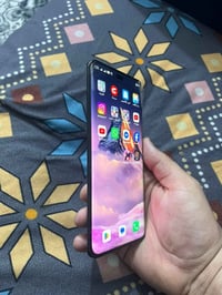 هونر x9c جهاز نظيف ومكفول وكامل غراضه سعره 270  وبي مجال 07838110390