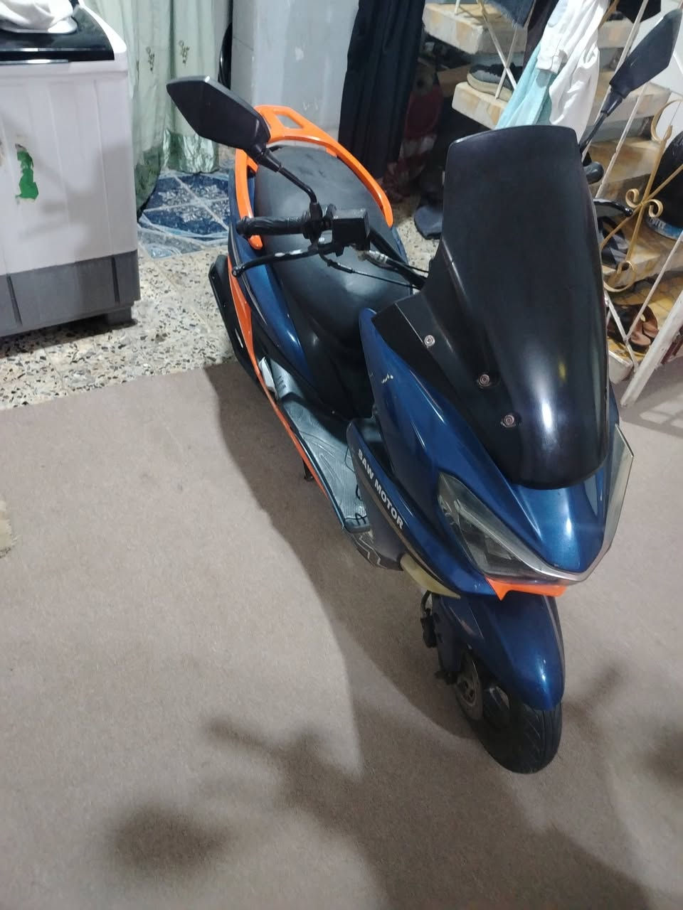 السلام عليكم دراجة للبيع
 كهربائيات كله شغاله
 سعر 350 وبيها مجال
للاستفسار الاتصال
***********
