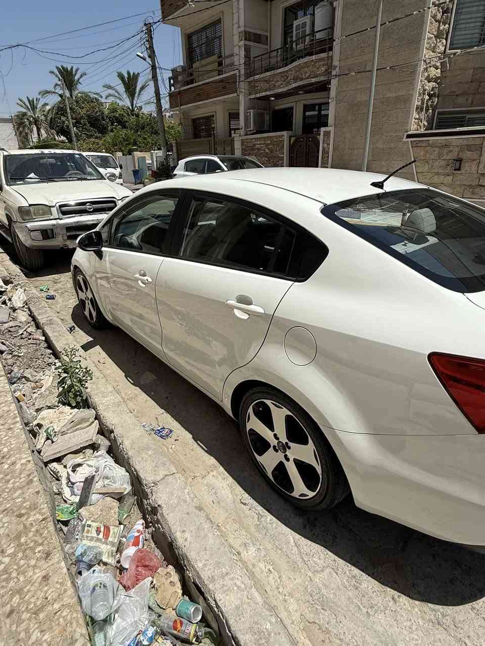 الرقم ***********
كيه ريو ٢٠١٢ خليجي فول مواصفات فتحه شاشه كامره تحكمات مري شفط كير مكينه ١٦٠٠   مكان سياره بغداد حي جهاد السعر ٨٧ وبيه مجال
