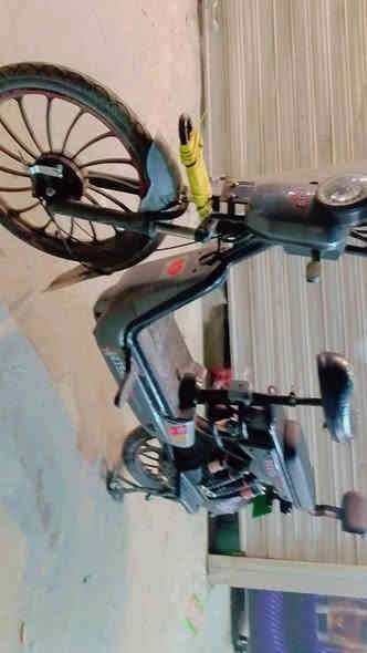 السلام عليكم
باسكل شحن للبيع 
نضافه فول 
مستخدم قليل 
بطاريات 4
سرعه 100
للستفسار 
***********
